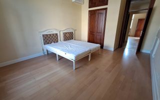 Apartament 3 camere | Etaj 1 | Zona Centrala - Poză 4