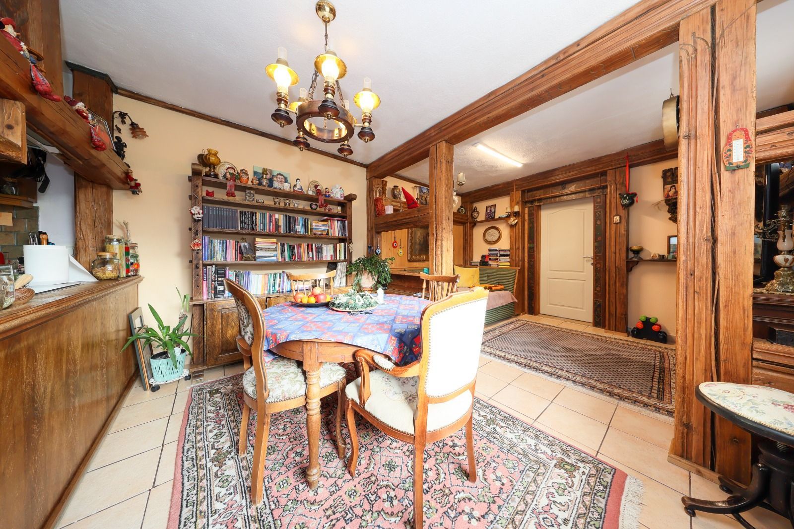 Casa de vanzare Rasnov + Spatiu Comercial | Teren 1062mp - Poză 24