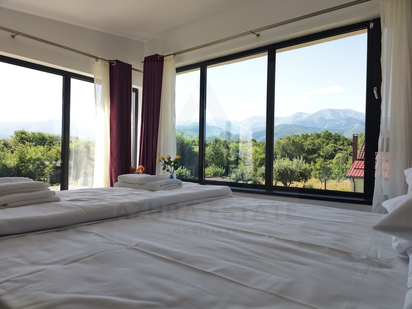 Pensiune 600 mp an 2023 si casa 130 mp teren 4600 mp zona V. Avrigului - Poză 7