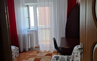 Zorilor, apartament luminos, 2 camere și balcon închis, parcare. - Poză 4