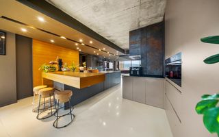 Penthouse exclusivist cu acces din lift, terasa 340 mp, 245 mp utili - Poză 6