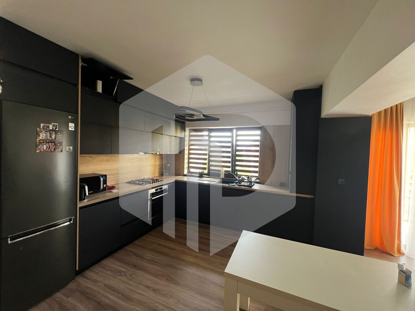 Apartament 3 camere - De inchiriat - Mobilat si Utilat - Mihai Viteazu - Poză 1