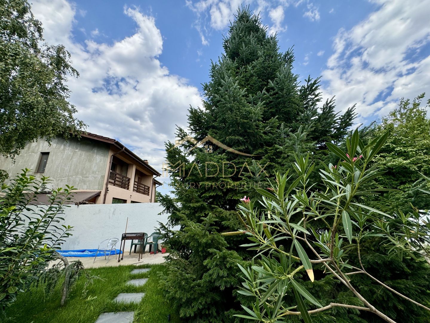 Vila cu 5 camere // * 565 mp gradina* // Tunari - Poză 92