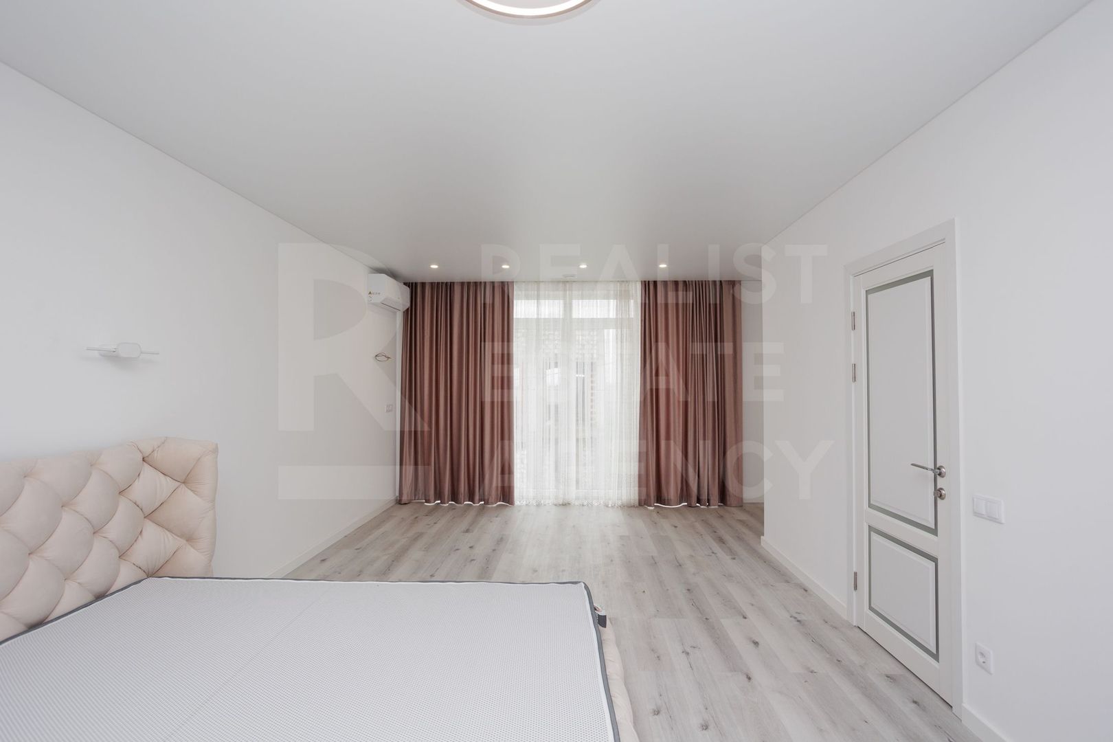 Chirie, casă 4 camere, Codru - Poză 9