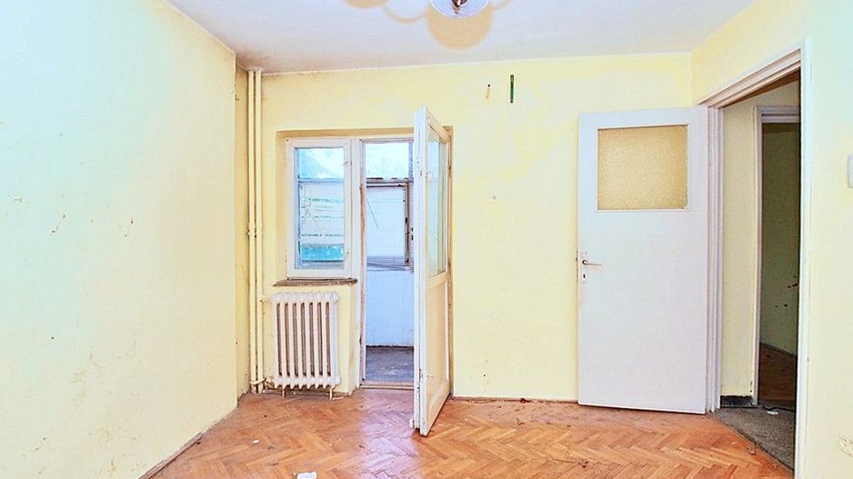 Vanzare apartament 3 camere, decomandat, etaj 2, Gavana - Poză 9