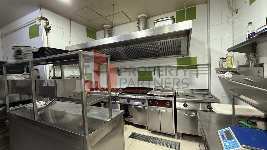 Restaurant complet mobilat si utilat, la cheie - Poză 7