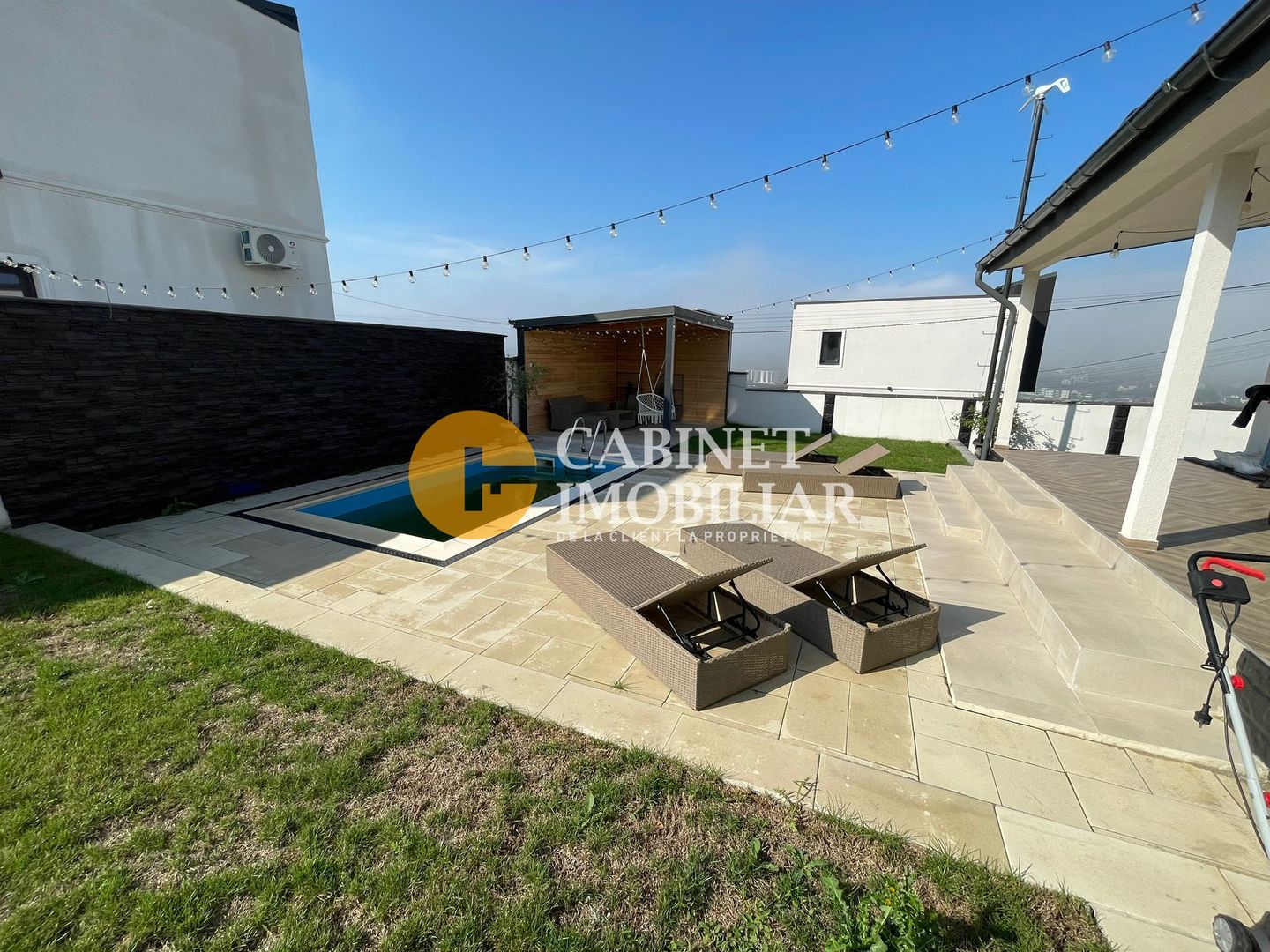 Vila Moderna - Piscina exterioara - finisaje PREMIUM - Poză 6