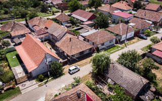 CASĂ ÎN HORIA - Poză 20