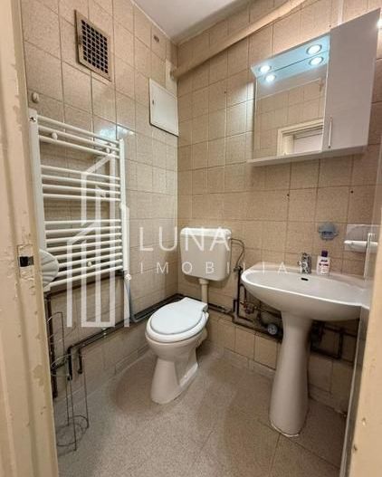 De închiriat – Garsonieră luminoasă, poziționată central - Poză 10