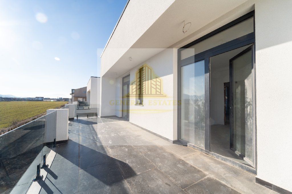 Case moderne cu etaj – Sânpetru, Brașov - Poză 3