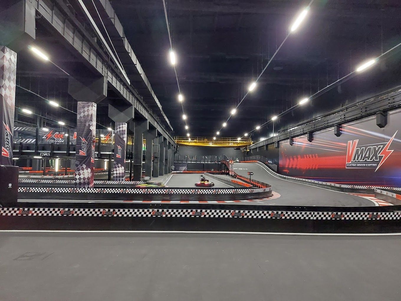Hală industrială 5.000 mp de vânzare, Titan, H 11,6 m, randament 8% - Poză 4