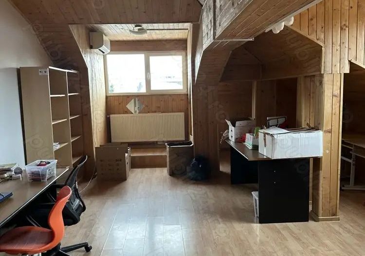 Vila de închiriat  ideală pentru activități educaționale sau office - Poză 1