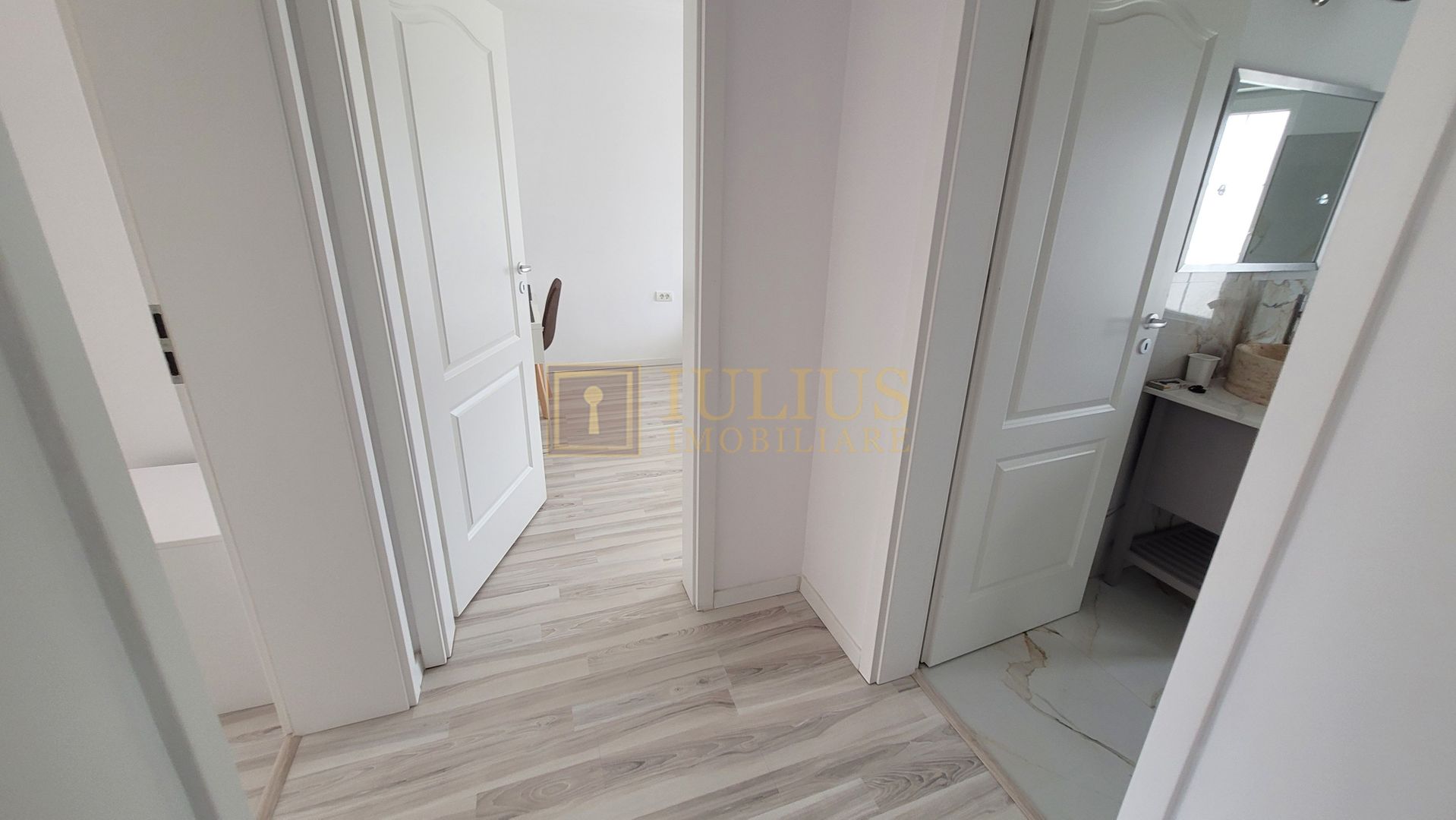 1/2 duplex, 4 camere – Moșnița Nouă, Cartier Europa - Poză 10