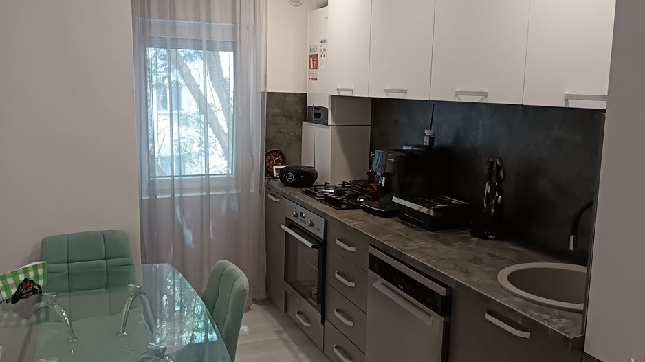 BRASADAS vinde ap cu 4 cam etaj 2/4 in Micro 17. - Poză 1