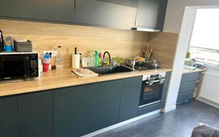 Vanzare apartament - 3 camere  - etaj intermediar - Paltinisului - Poză 3