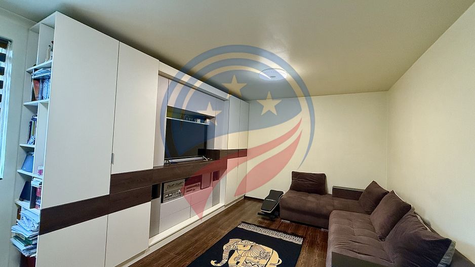 Casă de vânzare – Bld. Nicolae Romanescu, Craiova - Poză 1