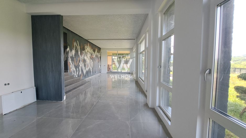 Vilă modernă premium cu piscină interioară, teren 1200 mp și panoramă - Poză 28