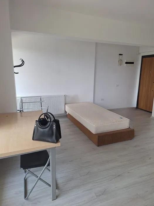De inchiriat Studio – TOTUL NOU! Mobilat, utilat, garaj inclus – Rotar Park - Poză 6