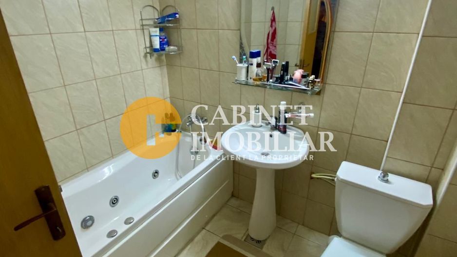 PIATA PĂCURARI - 3 CAMERE DECOMANDAT - ETAJUL 1 - BLOC NOU - BOXĂ ȘI GARAJ - Poză 4