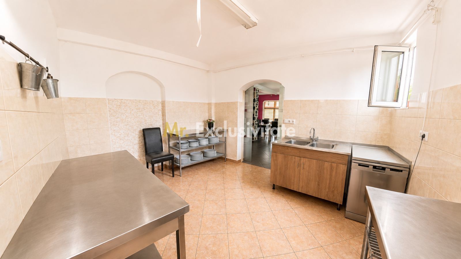 Afacere funcțională - Sală de Evenimente–Motel – Loc. Valea lui Mihai - Poză 7