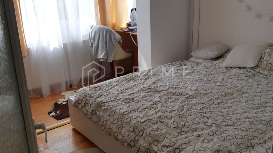 Apartament 3 camere cu 2 băi – mobilat, utilat, 400 €/lună - Poză 3