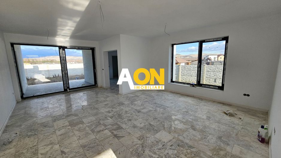 Casa individuala de vanzare, 4 camere, 2 bai, 448mp teren - Poză 4