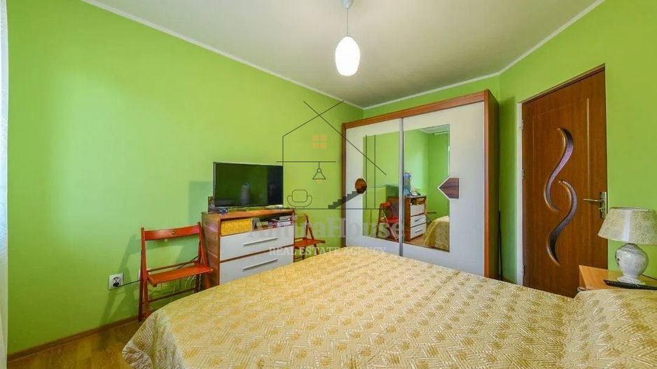 Casa tip duplex, finisat, parcare, aprox teren 200 mp, Floresti Terra - Poză 14