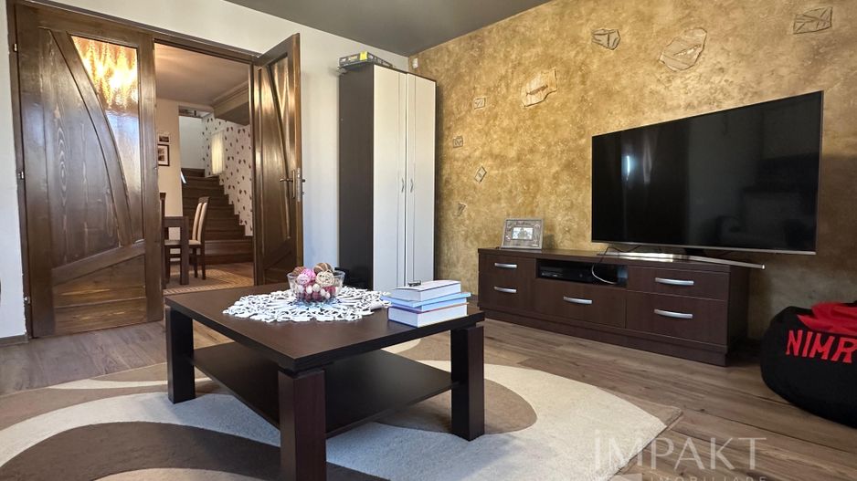 Casa de vanzare 230 mp utili + teren 1000 mp, Luna de Sus, Cluj! - Poză 3