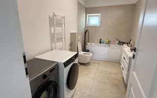 Casa 4 camere, 102 mp, teren 500 mp, fotovoltaice, Holboca - Poză 18