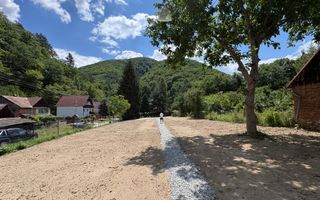 Vilă spațioasă în centrul Cisnădioarei, teren generos 1300 mp, finalizată 2025 - Poză 4