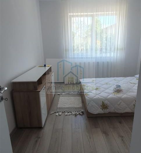 Inchiriere apartament 3 camere - Poză 9
