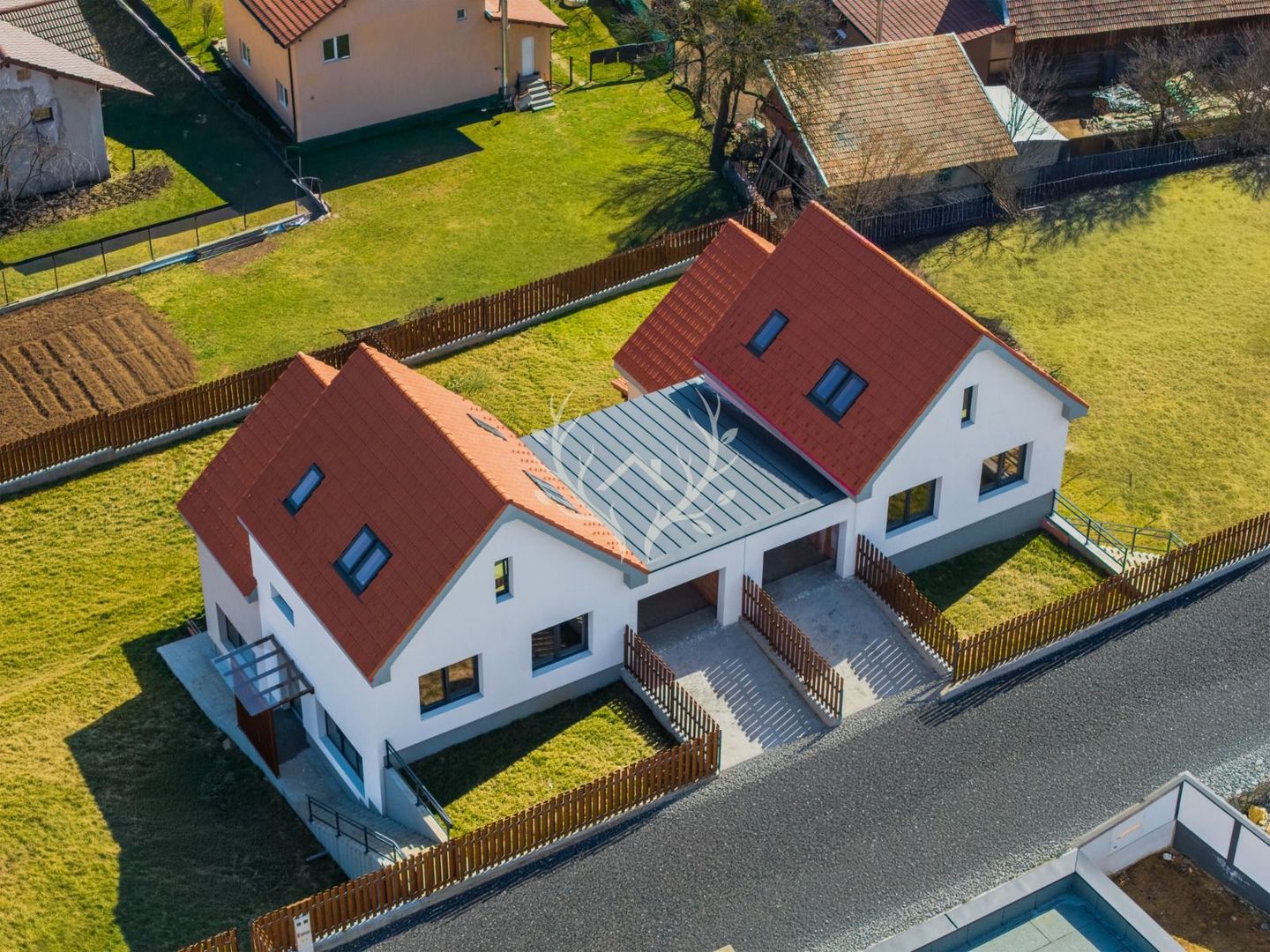 Casa individuala/cuplata prin ga, 221 mp utili, teren 523 mp - Poză 3