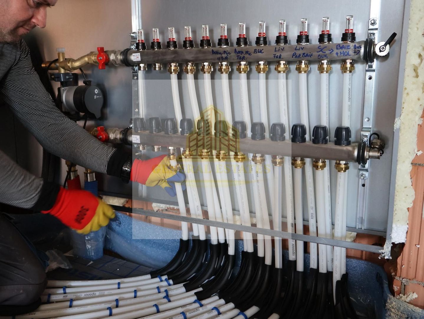 Apartament 3 camere, 76 mp utili + balcon, orientare Nord-Est - Poză 18