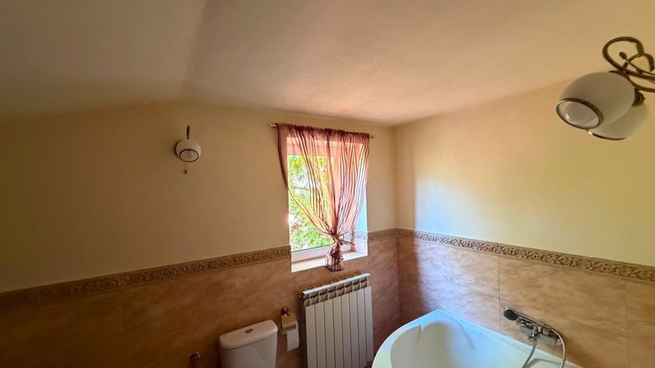 Casă 300 mp în Micești | Teren 2.026 mp | 4 dormitoare - Poză 7