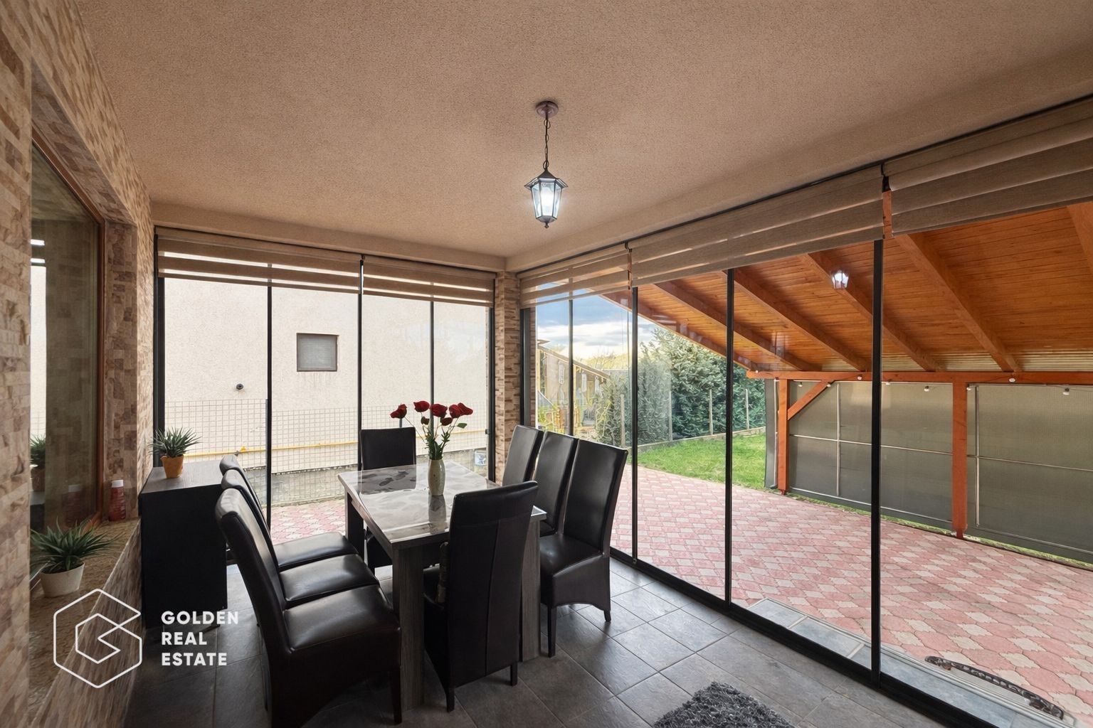 Vila la cheie, 3 camere Mandruloc, 1055mp teren, garaj, la 13 km de Arad - Poză 10