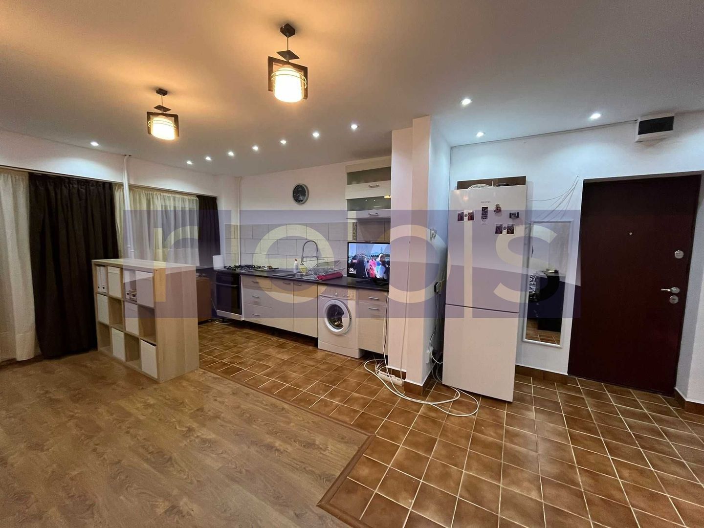 VANZARE GARSONIERA | ZONA NERVA TRAIAN - Poză 1