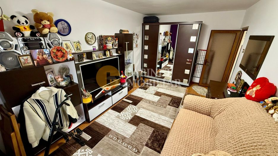 2 Camere Decomandat Renovat -  48 mp - Zona Dacia, Statia Bicaz - Poză 1