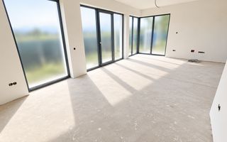 Duplex Modern cu 4 camere si gradina, In Selimbar - Poză 8