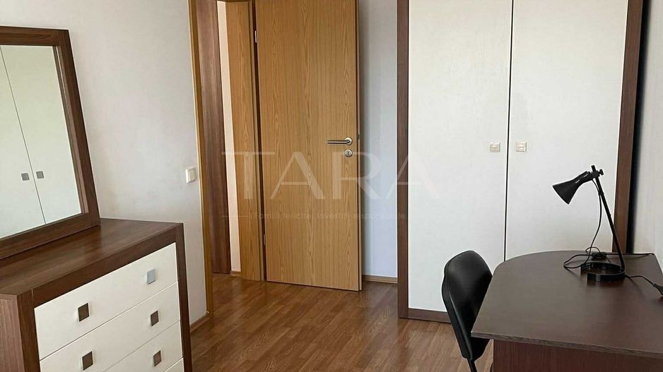 Apartament cu 2 camere, balcon generos, proximitatea Paltinia. - Poză 5