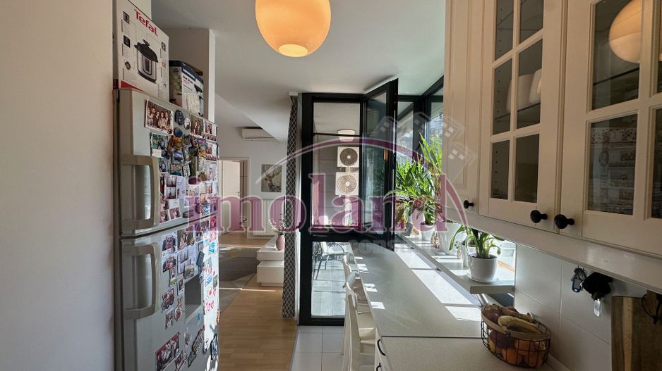 Vanzare - 3 camere cu logie - Complex DV24 - Calea Calarasilor - Poză 6