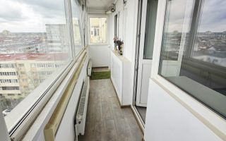 Apartament 3 camere, 2 băi cu geam, balcon generos – Republicii - Poză 3