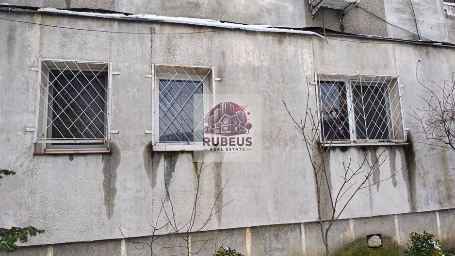 Garsonieră intimă, central Orșova, spre Dunăre – ideal investiție - Poză 14