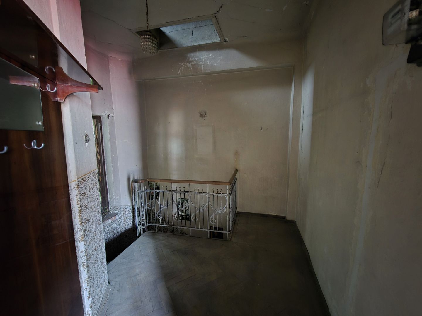 Casa P+1  - Dacia - Eminescu - curte comuna - Poză 9