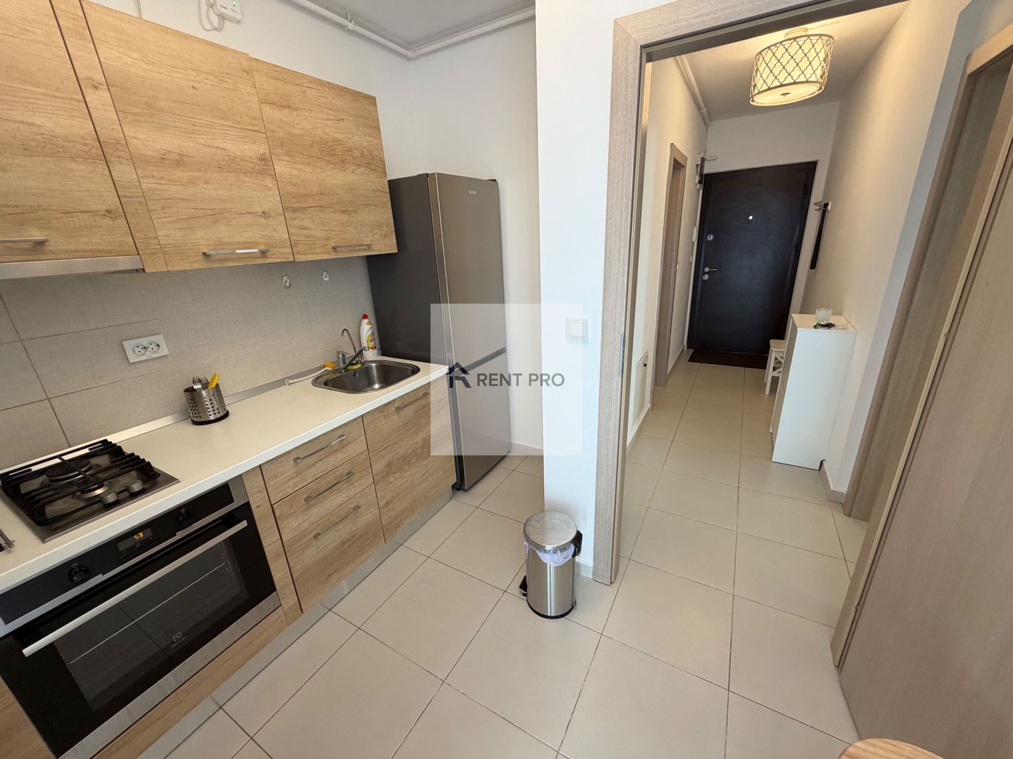 First Use Studio Cu Parcare Ghencea Drumul Taberei - Poză 15