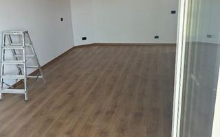 Vând apartament deosebit, zonă ultracentrală, renovat deosebit - Poză 10