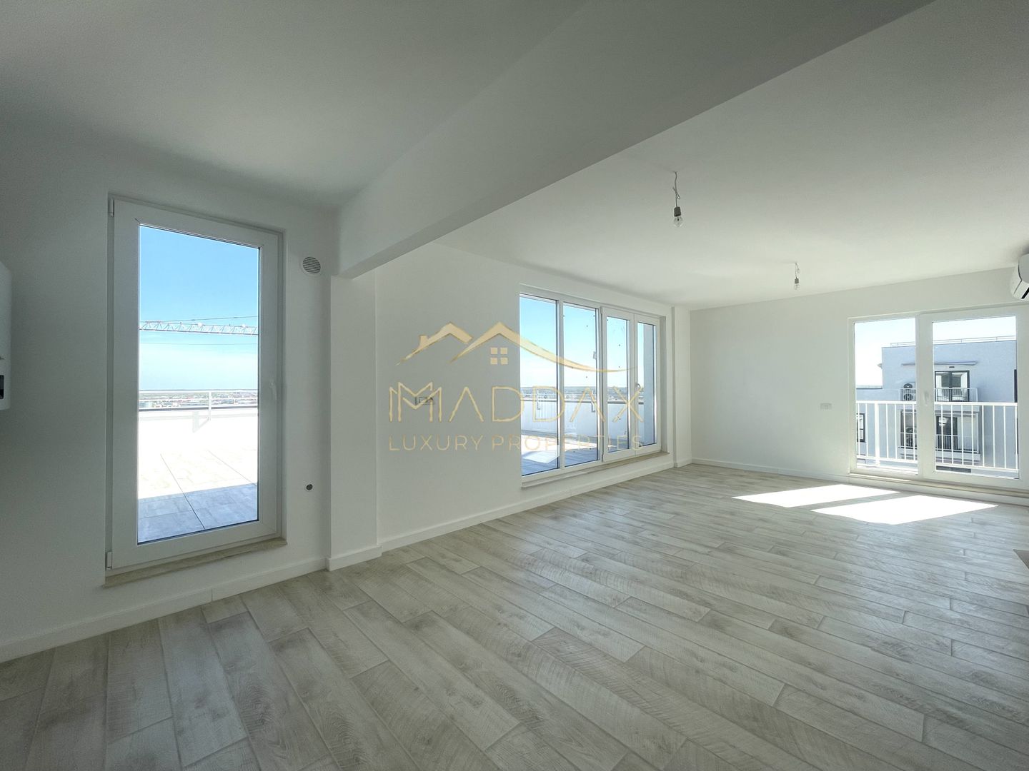 Apartament 2 camere_LUX_107.4 mp**Terasa de 45 mp//Mogosoaia - Poză 10