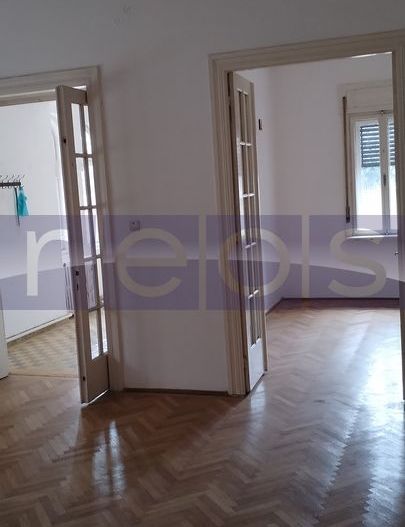Casa 4 camere + dependinte curte proprie- Floreasca - Poză 11