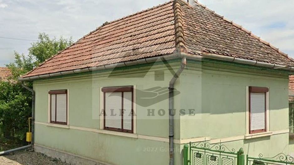 Casă 3 camere, priveliște Castelul Ugron – pretabil si pentru investie - Poză 2