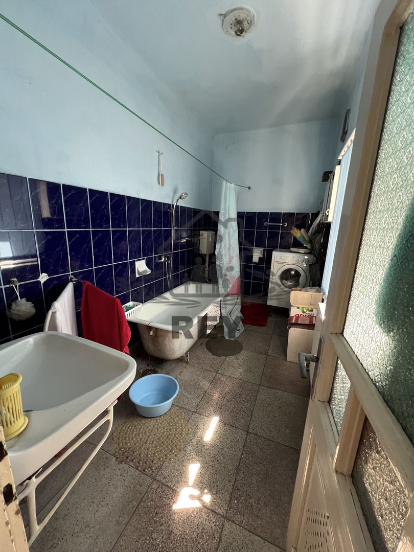 Casa singur in curte cartier Lazaret / Sibiu cu teren de 790 mp - Poză 9