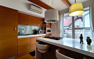 Apartament de vanzare cu 4 camere si terasa, Ultracentral, Oradea - Poză 8
